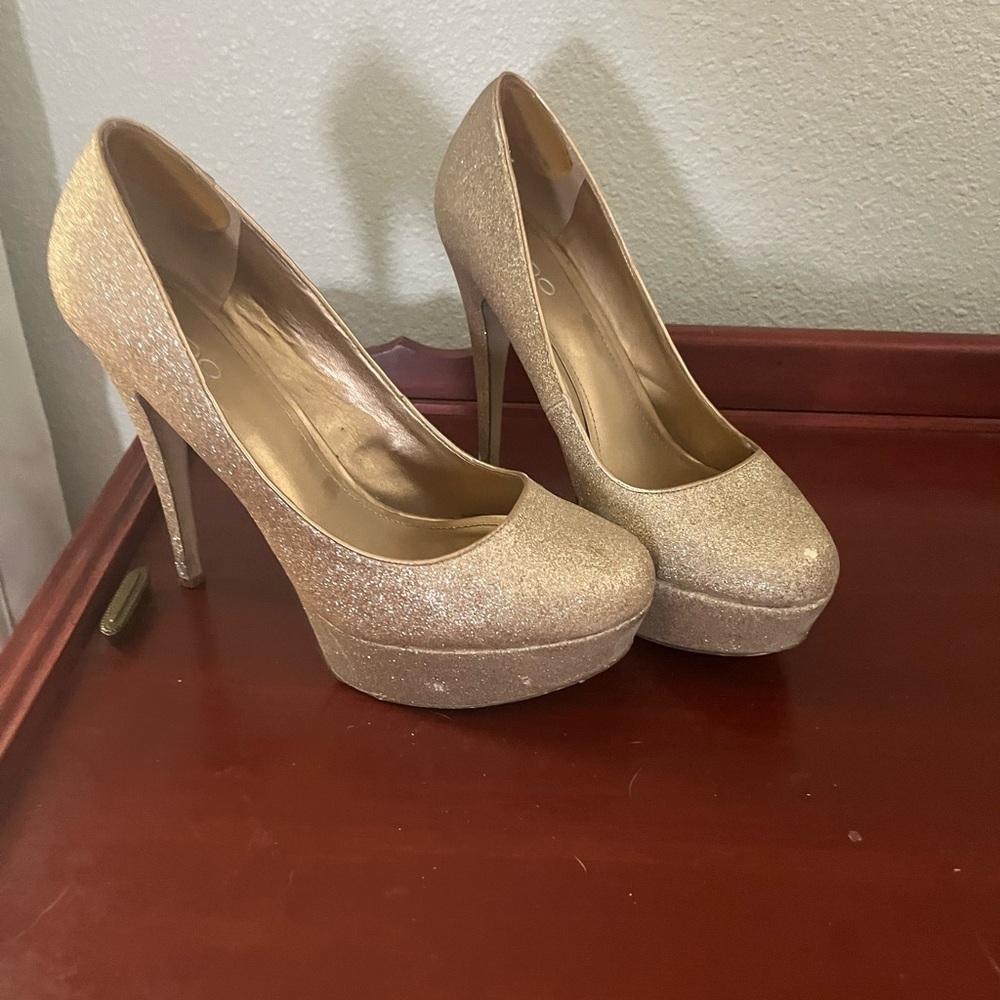 Elegant Gold Platform Heels